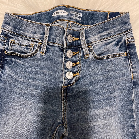 Like New! Old Navy rockstar denim jeggings 6T - Picture 5 of 6